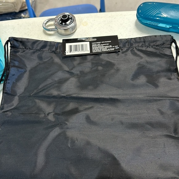 Drawstring sack - Picture 4 of 5